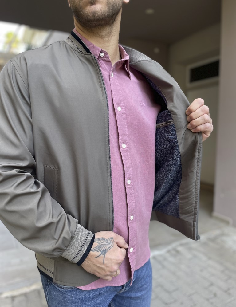 Ανδρικό λαδί ελαφρύ Bomber Plus Size D1900L φωτογραφία